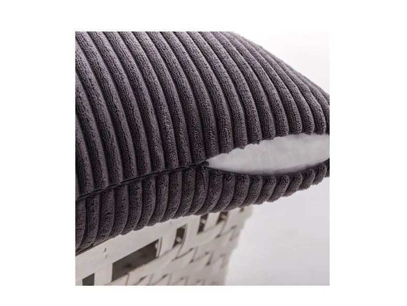 Almohadón Pana Dark Grey (trama a rayas) en Gris - Textiles, Uruguay | Finkel, vista 3