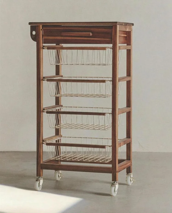 MUEBLE ALMACENAJE MADERA Y METAL RUEDAS en Madera natural - Aparadores y recibidores, Uruguay | Zara Home