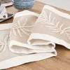 SENDERO BORDADO A MANO - BEIGE Y OFF WHITE en Beige - Textiles, Uruguay | La Iberica, vista 5 de 9