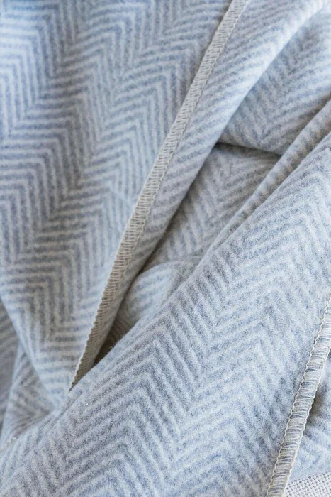 MANTA AUSTRIACA ESPIGA - GRIS en Gris - Textiles, Uruguay | La Iberica