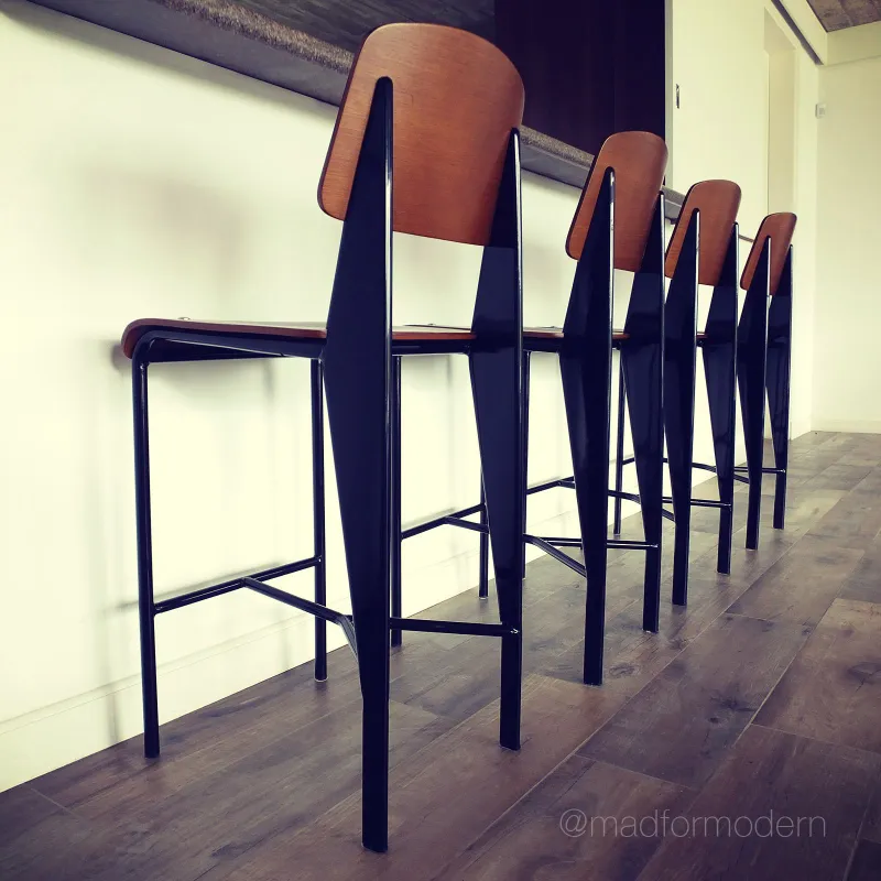 Bar Stool | tipo Jean Prouvé - Butacas, banquetas y puffs, Uruguay | Mad for Modern