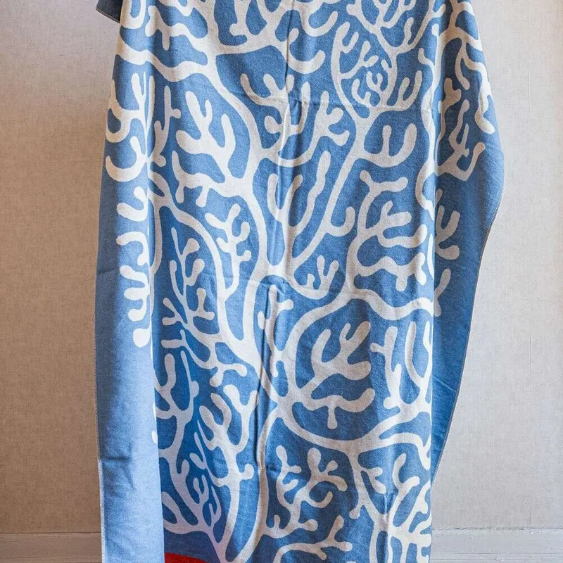 MANTA AUSTRIACA - CORALES en Multicolor - Textiles, Uruguay | La Iberica