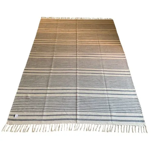 ALFOMBRA C/FLECOS 200X285CM LÍNEAS - Textiles, Uruguay | Decohogar