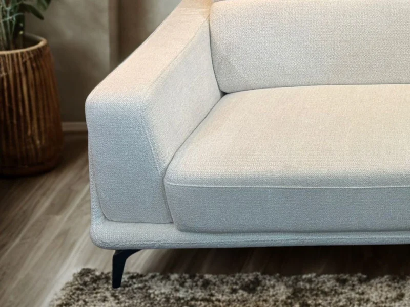 Sofá 3 cps GUNNI - Beige en Beige - Sillones y sofás, Uruguay | Finkel, vista 4