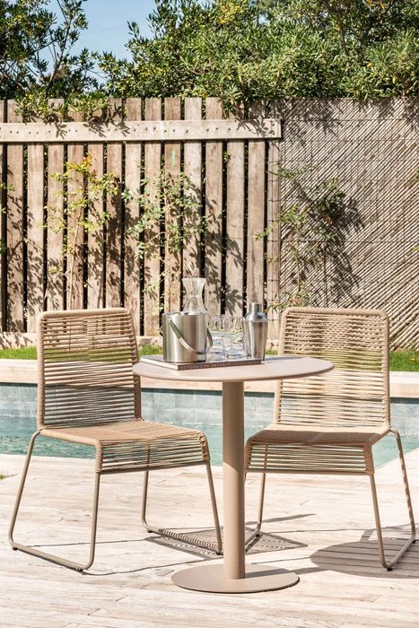 MESA GRAFITO ALTURA 75 CMS - EXTERIOR en Gris - Mesas de comedor, Uruguay | La Iberica, vista 3