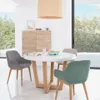 Silla Konna - verde y patas de madera maciza de fresno acabado oscuro en Verde - Sillas, Uruguay | Kavehome, vista 2 de 10