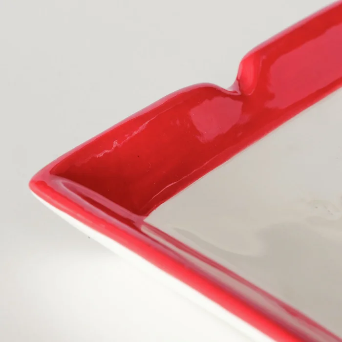 Cenicero Ceramica Blanco 2084288 en Rojo - Decoración, Uruguay | Divino, vista 2