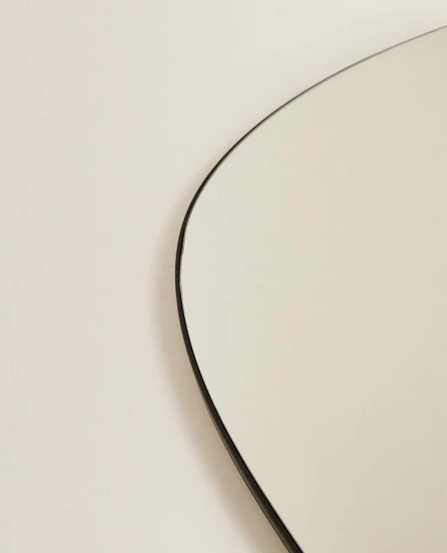 ESPEJO PARED IRREGULAR GRANDE en Negro - Espejos, Uruguay | Zara Home, vista 4