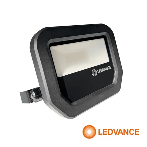 Proyector LED LEDVANCE OSRAM 10W Luz Cálida en Negro - Lámparas de pie, Uruguay | Darko Lighting