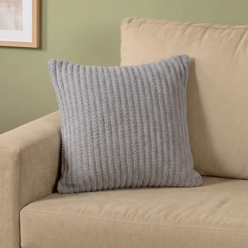Funda de Almohadón Tejido en Línea en Gris - Textiles, Uruguay | Arredo