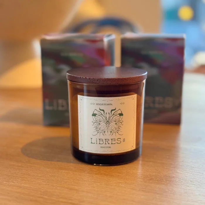 Vela aromática Aura - Bosque - 170g en Marrón - Velas y Portavelas, Uruguay | Walnut, vista 2