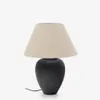 Lámpara de mesa Mercadal de cerámica con acabado negro en Negro - Lámparas de mesa, Uruguay | Kavehome, vista 1 de 5