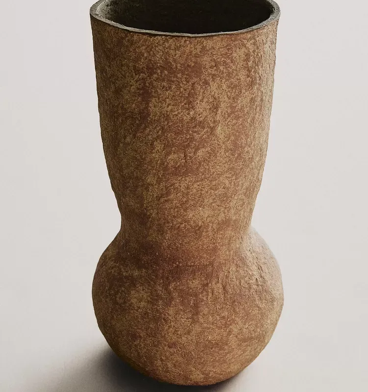 JARRÓN PAPEL MACHÉ - Jarrones, Uruguay | Zara Home