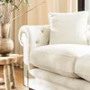 SILLON CHESTERFIELD - LINO ANTIMANCHAS en Off-white - Sillones y sofás, Uruguay | La Iberica, vista 12 de 29