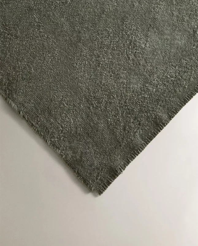 MANTA JACQUARD FLORES en Verde oliva - Textiles, Uruguay | Zara Home, vista 3