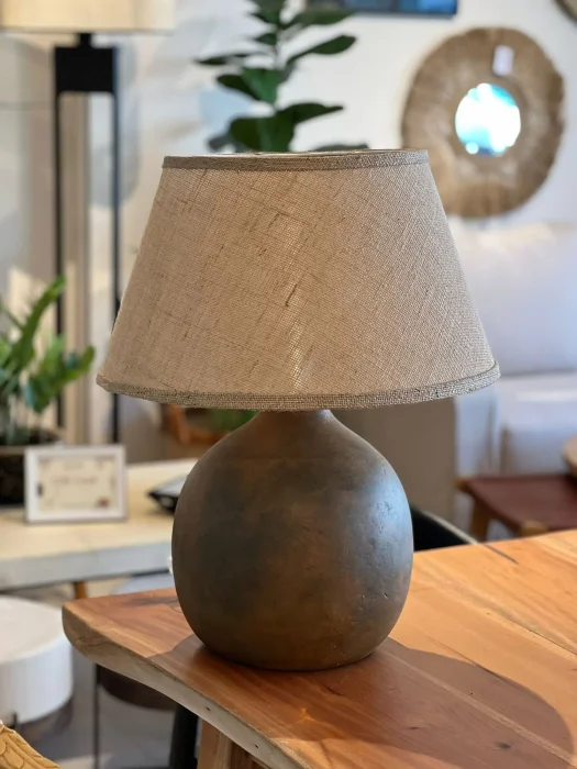 Lampara Sofia Rusty - Lámparas de mesa, Uruguay | FMB