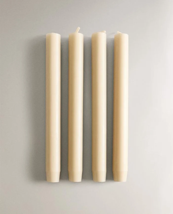 PACK VELAS LARGAS DECORATIVAS CILINDRO (PACK DE 4) en Beige - Velas y Portavelas, Uruguay | Zara Home, vista 2