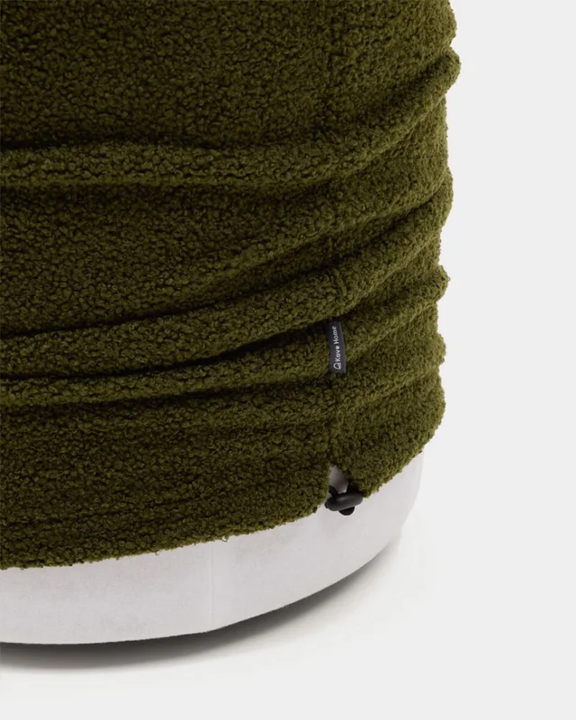 Reposapiés desenfundable Kaeli - de borreguito verde Ø 43 cm en Verde - Butacas, banquetas y puffs, Uruguay | Kavehome, vista 6