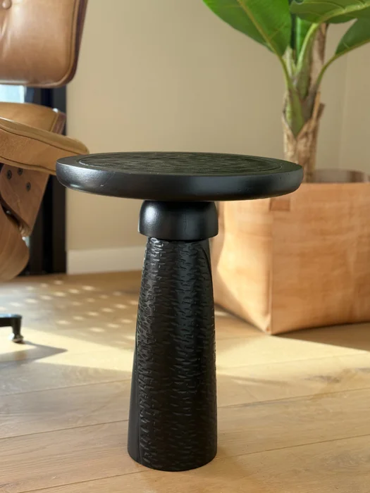 Mesa lateral negra en Negro - Muebles, Uruguay | Dreams On Time, vista 13