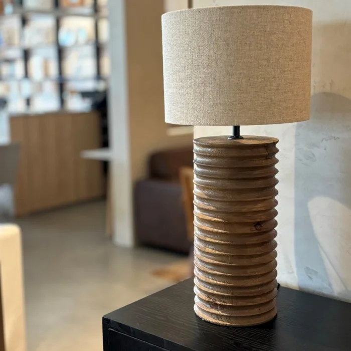 Lámpara De Mesa Maupe en Marrón - Lámparas de mesa, Uruguay | Aihaus