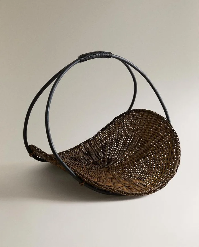CESTA RATÁN Y BAMBÚ FLORES en Marrón - Canastos, Uruguay | Zara Home, vista 2