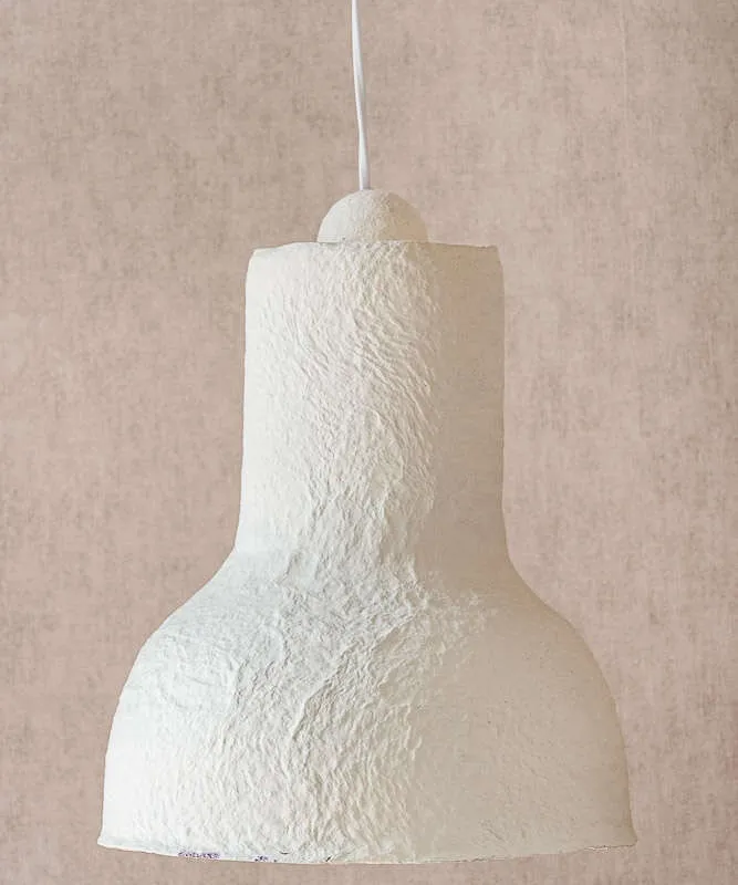 LAMPARA DE TECHO OLIVIA - PAPEL MACHE en Blanco - Lámparas colgantes, Uruguay | La Iberica