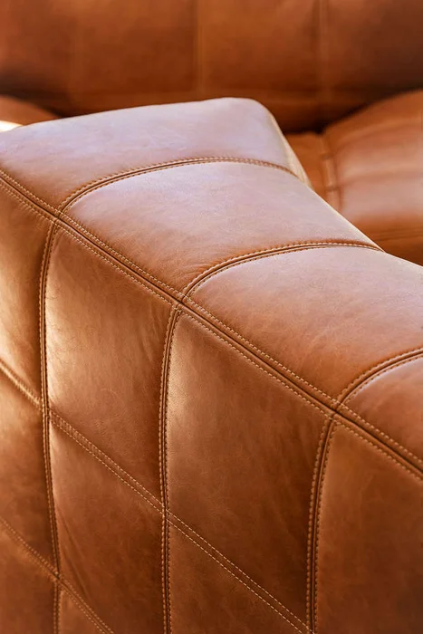 BUTACA COLUMBIA - CUERO ITALIANO CARAMELO en Marrón - Sillones y sofás, Uruguay | La Iberica, vista 23