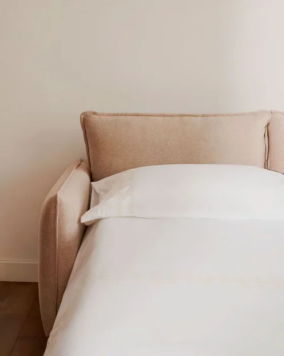 Sofá cama Carlota 2 plazas beige 185cm FSC Mix Credit en Beige - Sillones y sofás, Uruguay | Kavehome, vista 3