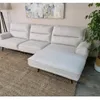 Sofá con Chaise MARIUS Beige en Beige - Sillones y sofás, Uruguay | Finkel, vista 3 de 5