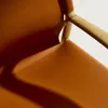 Butaca Jan de fibras de cuero reciclado - marrón claro y madera maciza de fresno con acabado tono natural FSC 100% en Marrón - Butacas, banquetas y puffs, Uruguay | Kavehome, vista 4 de 10