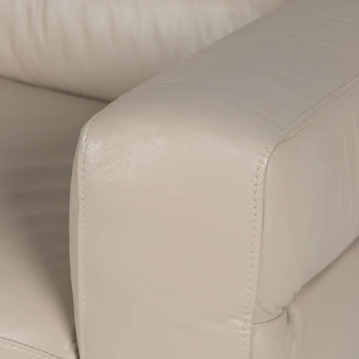 Sofá Bonner - Cuero Básico - 3 cuerpos - 519 (Beige) en Beige - Sillones y sofás, Uruguay | Nyr, vista 5