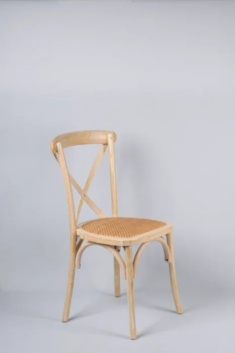 Silla Cross Blanca en Madera natural - Sillas, Uruguay | Victoriana