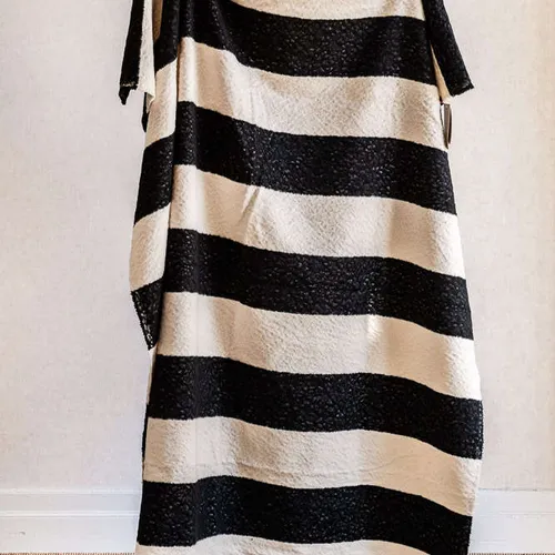 MANTA AUSTRIACA MAISON BLACK - 2.00 X 1.50 MTS en Negro - Textiles, Uruguay | La Iberica
