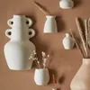 Jarrón One en Blanco - Jarrones, Uruguay | Walnut, vista 1 de 2