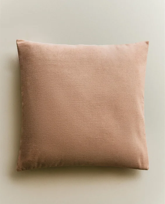 FUNDA COJÍN TERCIOPELO - Textiles, Uruguay | Zara Home