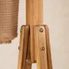 PERCHERO DE PIE ROBLE CLARO Y HIERRO en Madera natural - Percheros y colgadores, Uruguay | La Iberica, vista 3 de 9