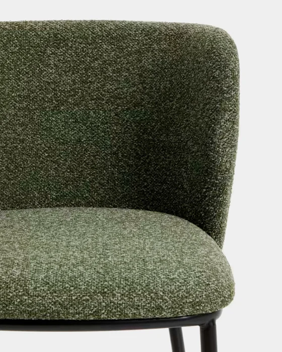 Taburete Ciselia de chenilla - gruesa verde oscuro y patas de acero acabado negro FSC Mix Credit 65 cm. en Marrón - Butacas, banquetas y puffs, Uruguay | Kavehome, vista 5