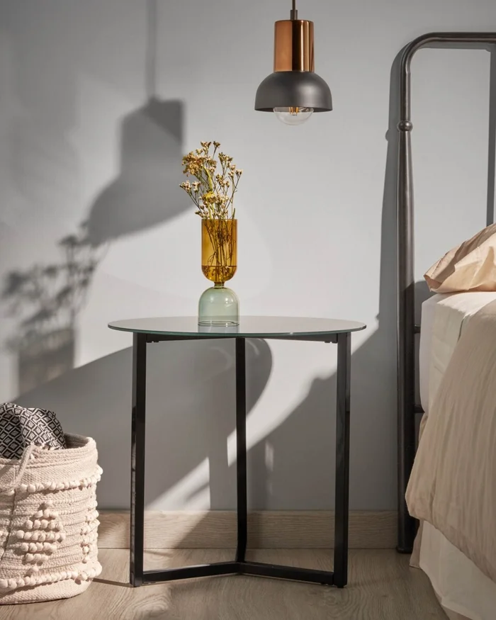 Mesa auxiliar Raeam Ø 50 cm - negro en Negro - Mesas de arrimo, Uruguay | Kavehome, vista 2