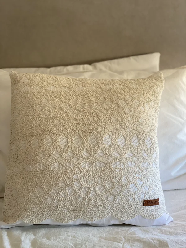 Almohadón Crochet – 50×50 en Beige - Textiles, Uruguay | Dreams On Time, vista 9