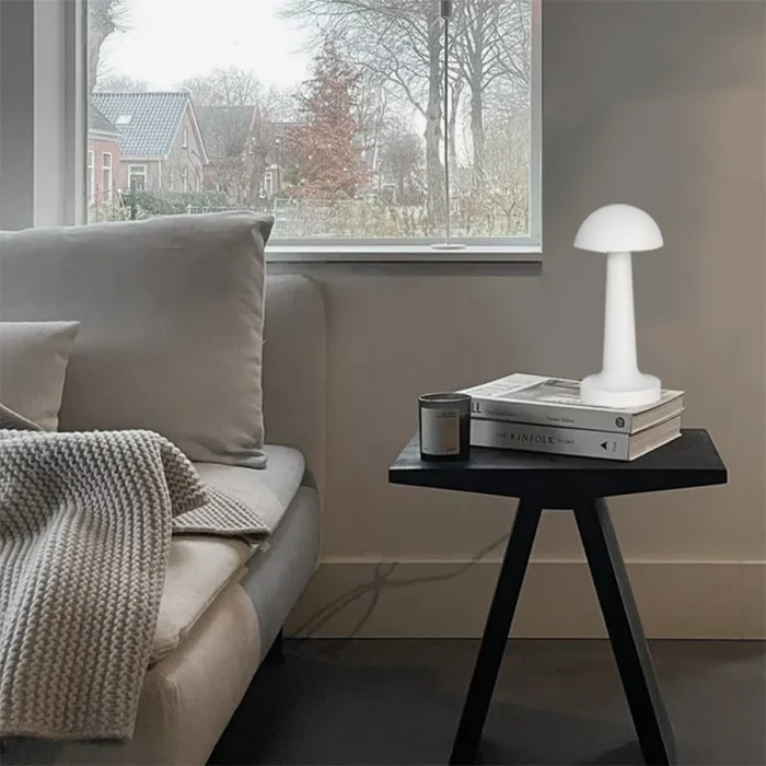 Lámpara de Mesa Samoa Portátil Recargable White en Blanco - Lámparas de mesa, Uruguay | Serlux, vista 2
