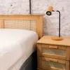Mesa de Luz Madera de Pino y Rattán Natural - Linea Yakarta - Mesas de luz, Uruguay | Berna home, vista 4 de 8