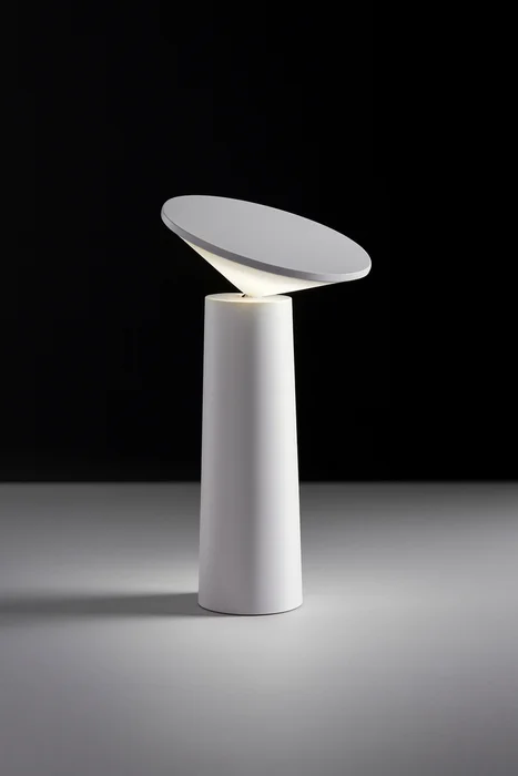 Lampara recargable MISAKI - Lámparas de mesa, Uruguay | Simple Deco