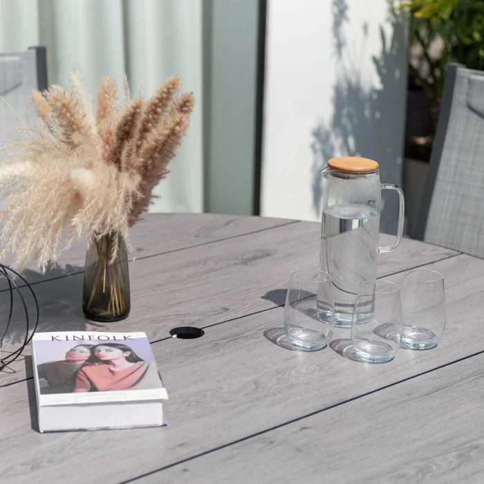 Mesa redonda de Patio Diámetro 141cm - Urbanite - Gris en Gris - Mesas de comedor, Uruguay | Ecowood, vista 3