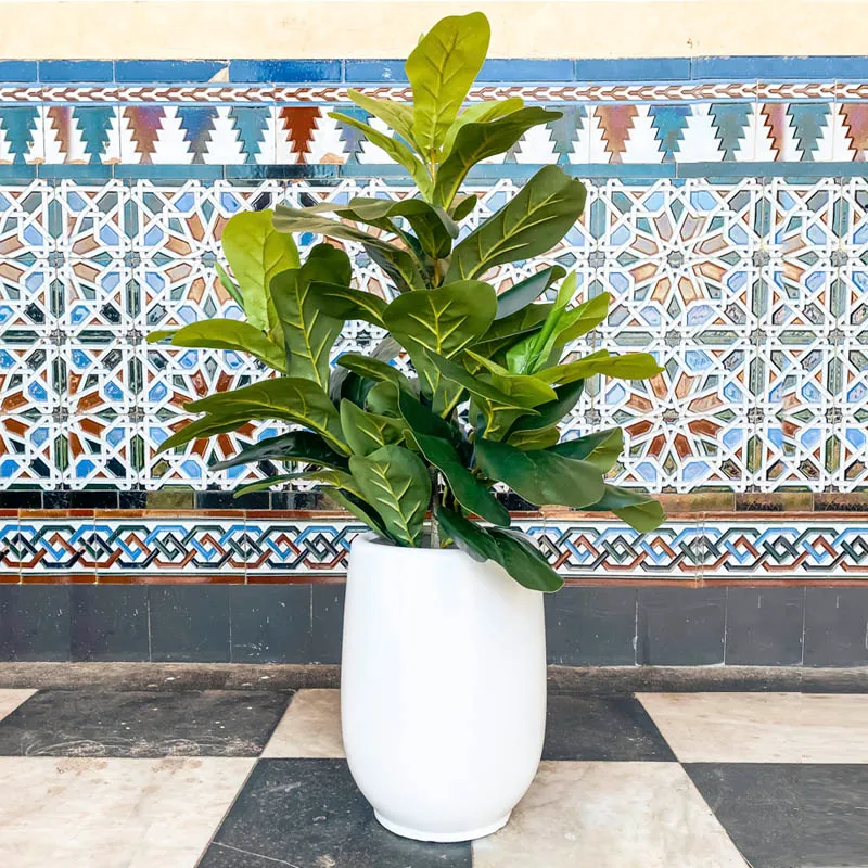 Maceta Mykonos cerámica Chica blanca/negra en Blanco - Macetas, Uruguay | Alta Gracia Deco