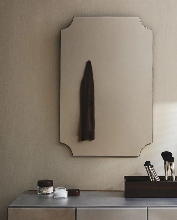 ESPEJO PERFIL PLATA en Plateado - Espejos, Uruguay | Zara Home