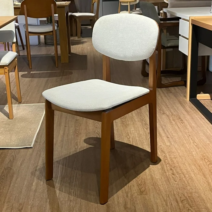 Silla Kaia - Madera Maciza en Madera natural - Sillas, Uruguay | Balton, vista 2