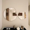 Espejo Irregular Roca en Negro - Dormitorio, Uruguay | Casa Ernesta, vista 2 de 2