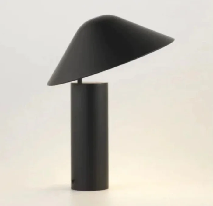 Lámpara SARAH en Negro - Lámparas de mesa, Uruguay | Simple Deco, vista 5
