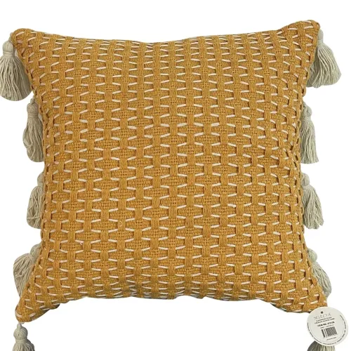 Almohadón tejido con borlas - Camel en Marrón - Textiles, Uruguay | Concetto Casa