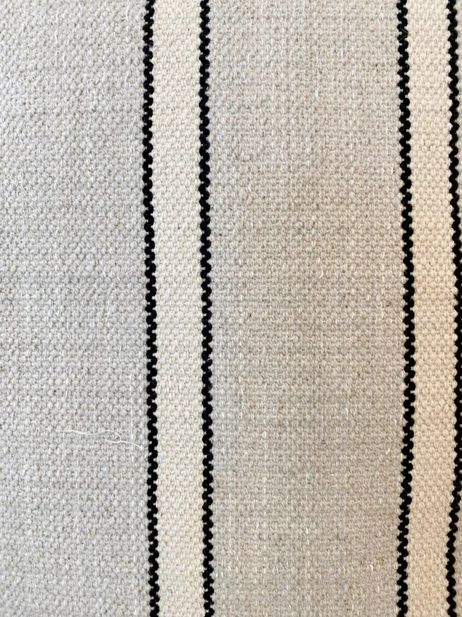Almohadón Algodón Raya Cuadrado Gris|Negro|Natural en Multicolor - Textiles, Uruguay | Indrana, vista 2